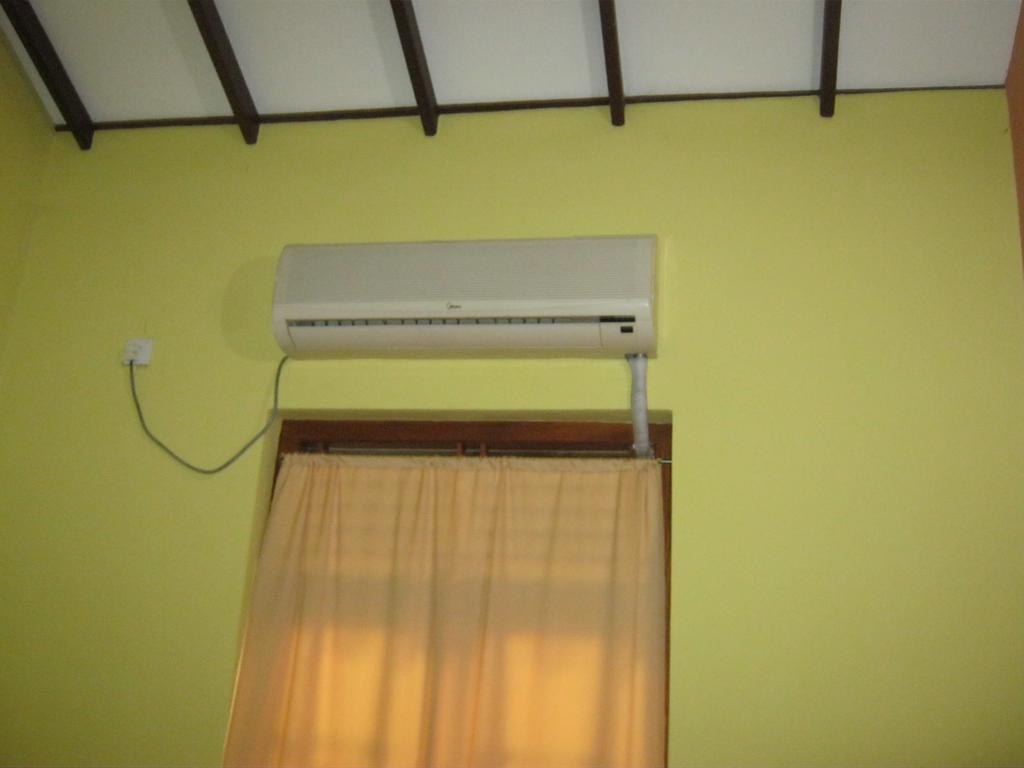 Aurora - Negombo Budget Hostel Chambre photo