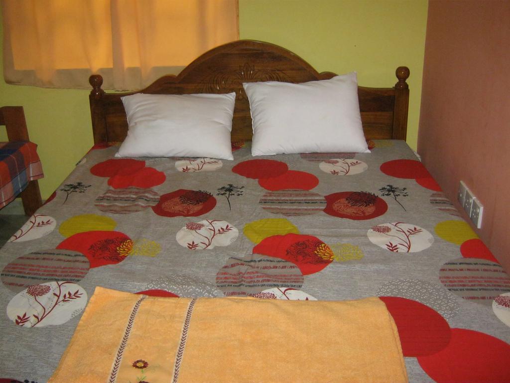 Aurora - Negombo Budget Hostel Chambre photo