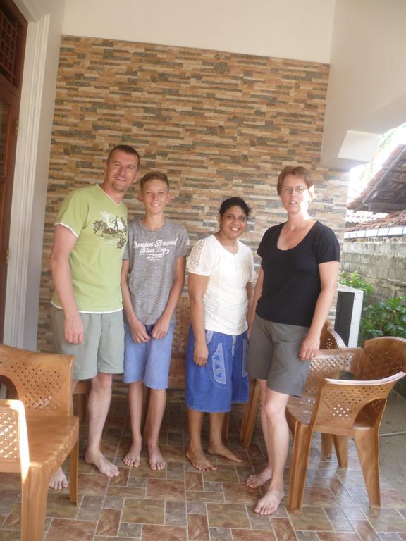 Aurora - Negombo Budget Hostel Extérieur photo